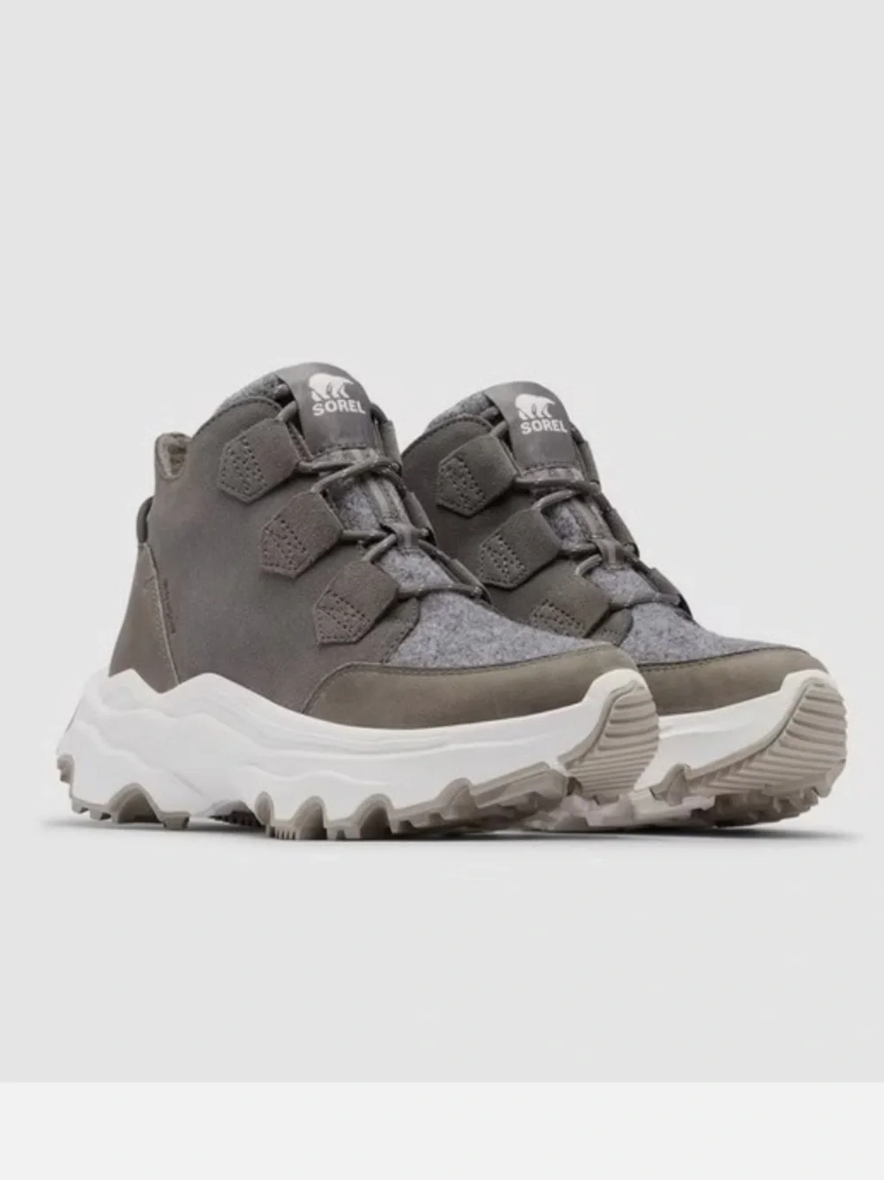 SOREL WOMEN'S KINETIC IMPACT CARIBOU PLUS WATERPROOF grey Size 8